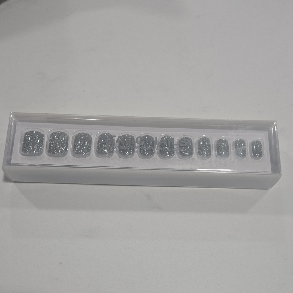Silver Glitter Nail Set